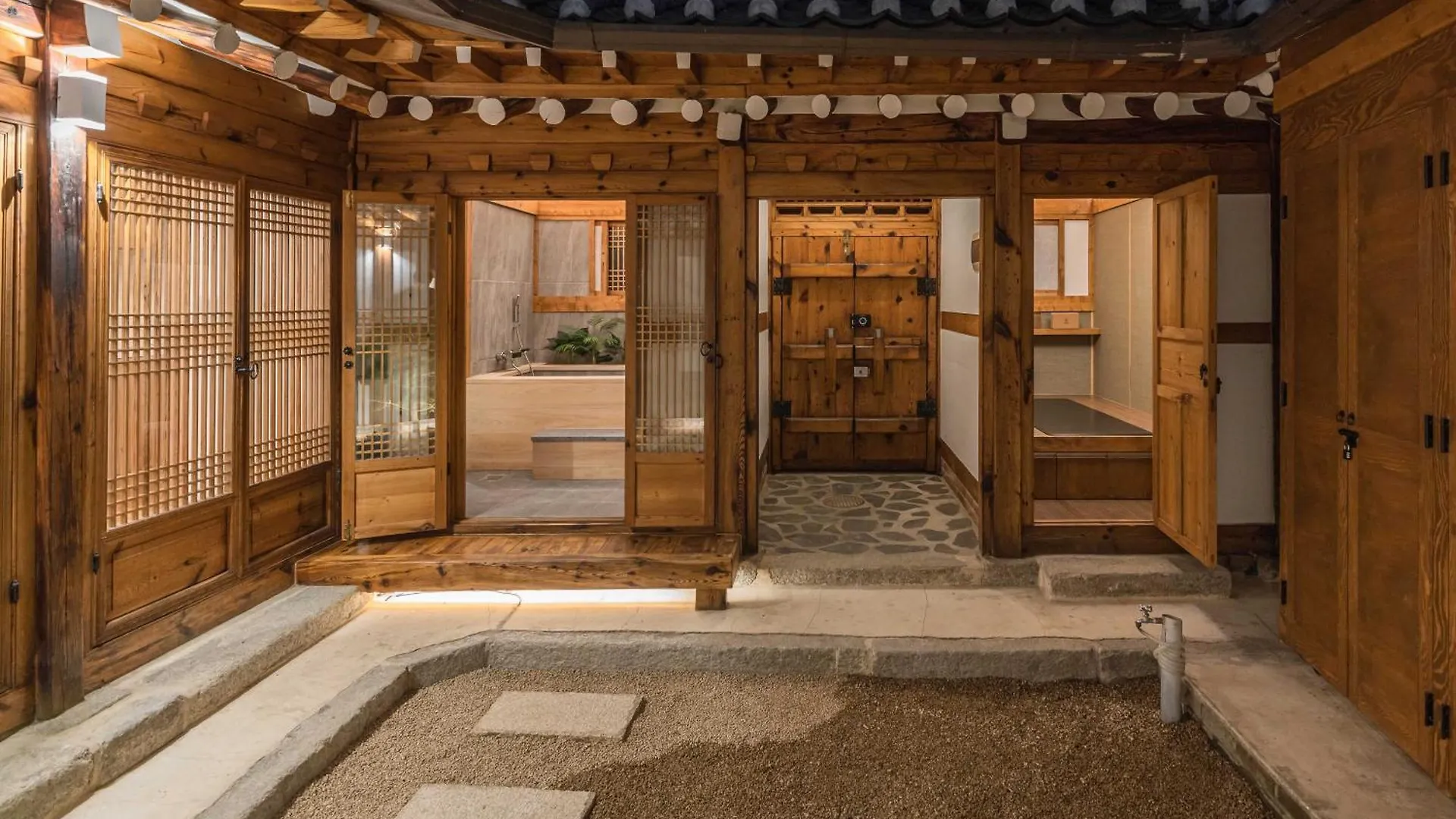 וילה סיאול Pine Residence קוריאה הדרומית